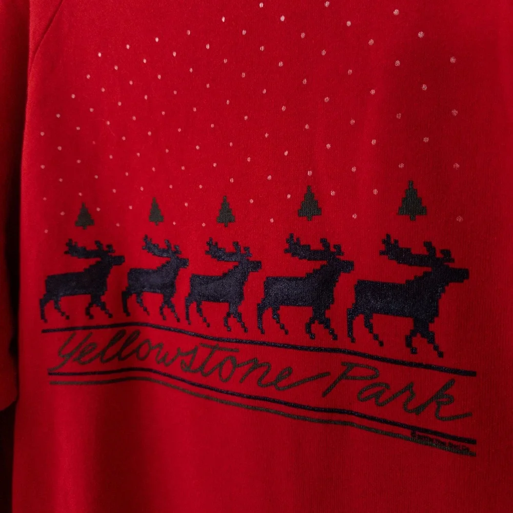 Vintage Christmas Yellowstone Park Sweatshirt XL Moose National Park Red‎ Gorp